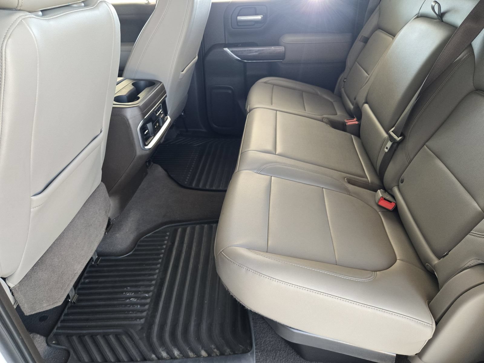 Used 2019 Chevrolet Silverado 1500 LTZ AWD/4WD image 30