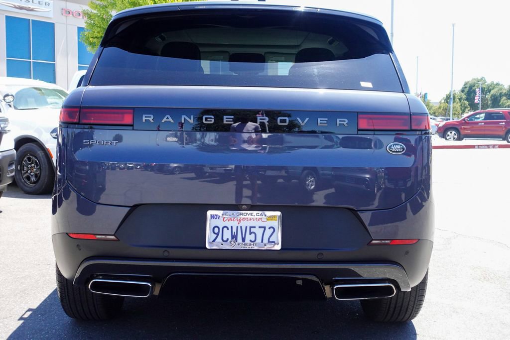 Used 2023 Land Rover Range Rover Sport SE image 9
