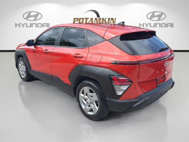 Certified 2024 Hyundai Kona SE FWD image 8