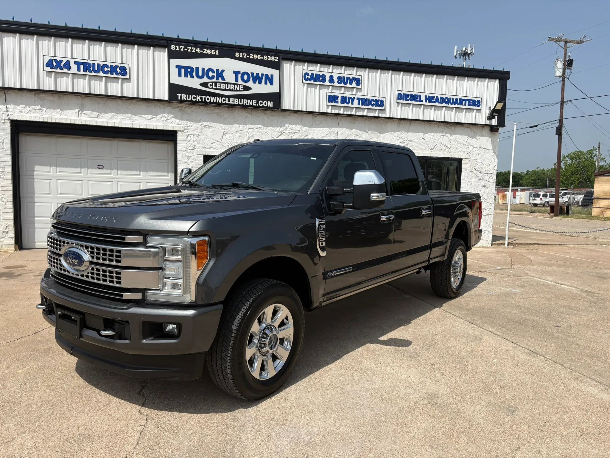 Used 2018 Ford F250 Platinum w/ Platinum Ultimate Package AWD/4WD image 1