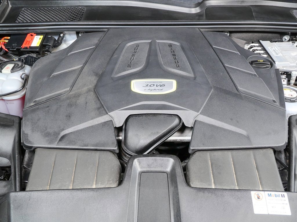 Used 2020 Porsche Cayenne E-Hybrid image 35