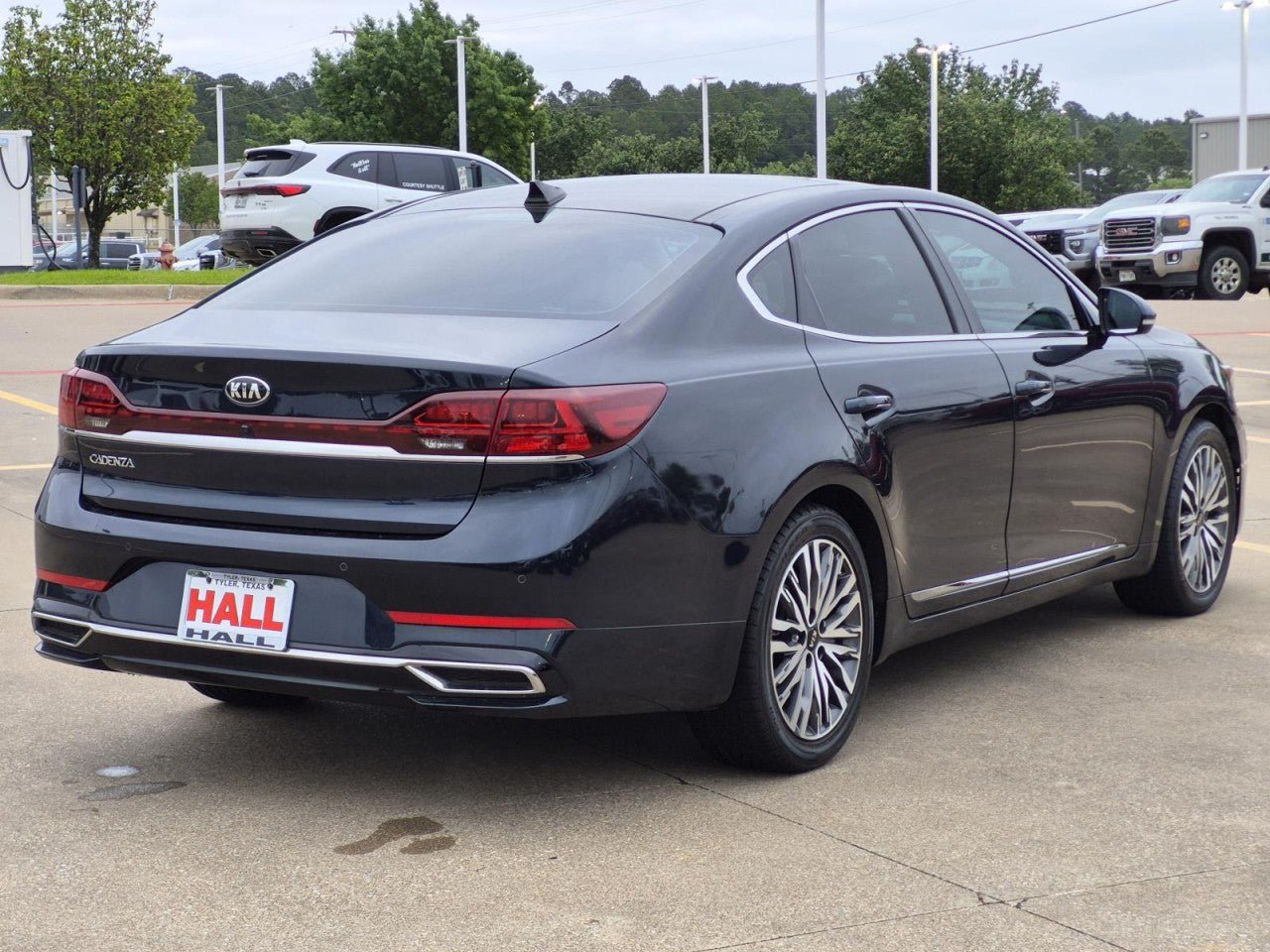 Used 2020 Kia Cadenza Technology FWD image 6