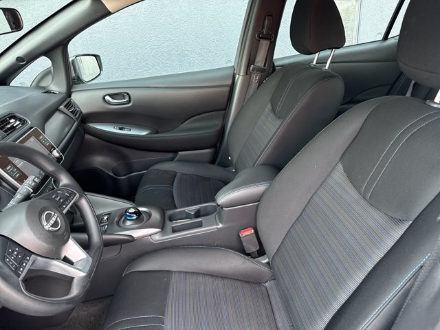 Certified 2025 Nissan Leaf S FWD image 5