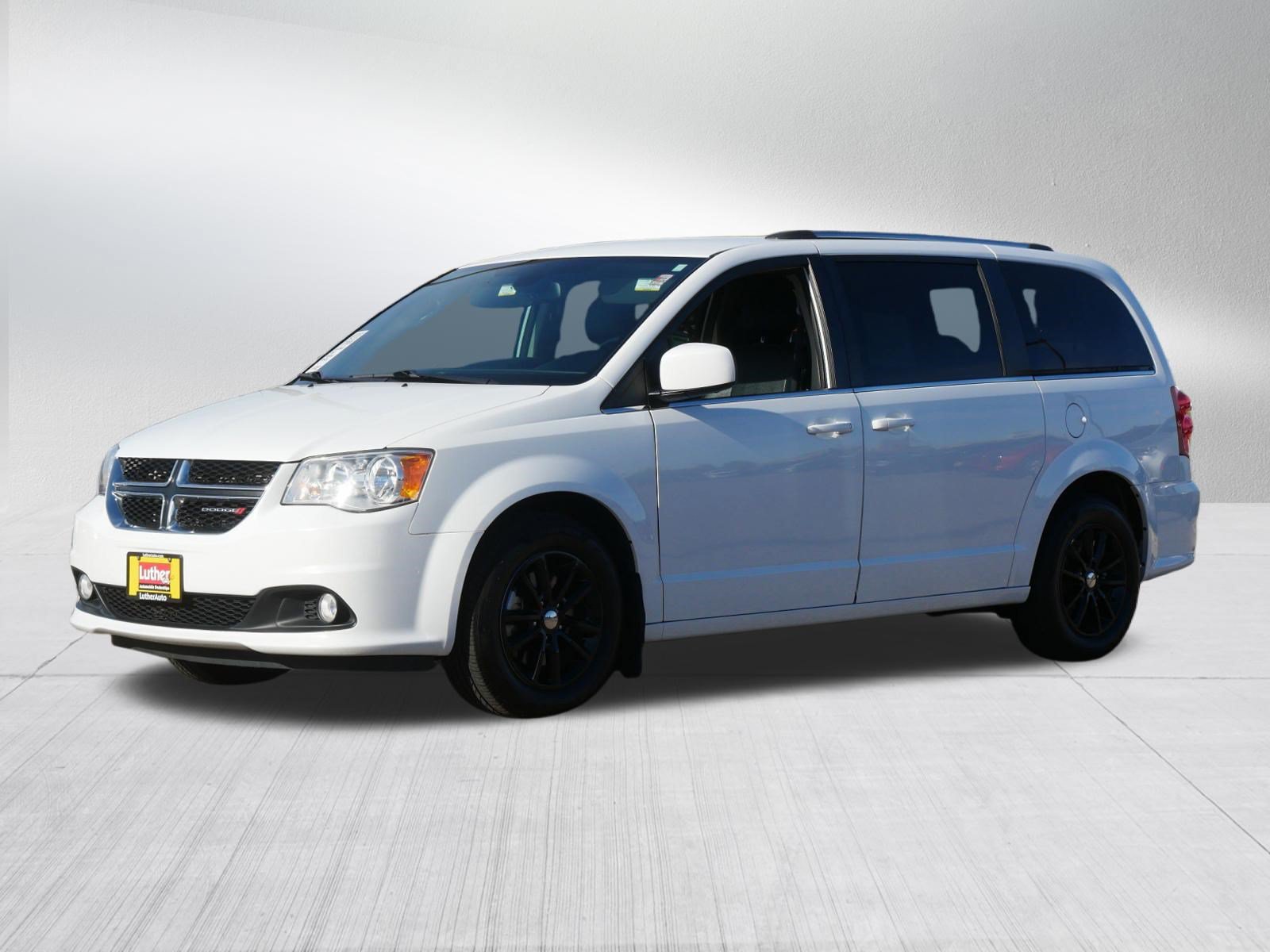 Used 2020 Dodge Grand Caravan SXT FWD image 3