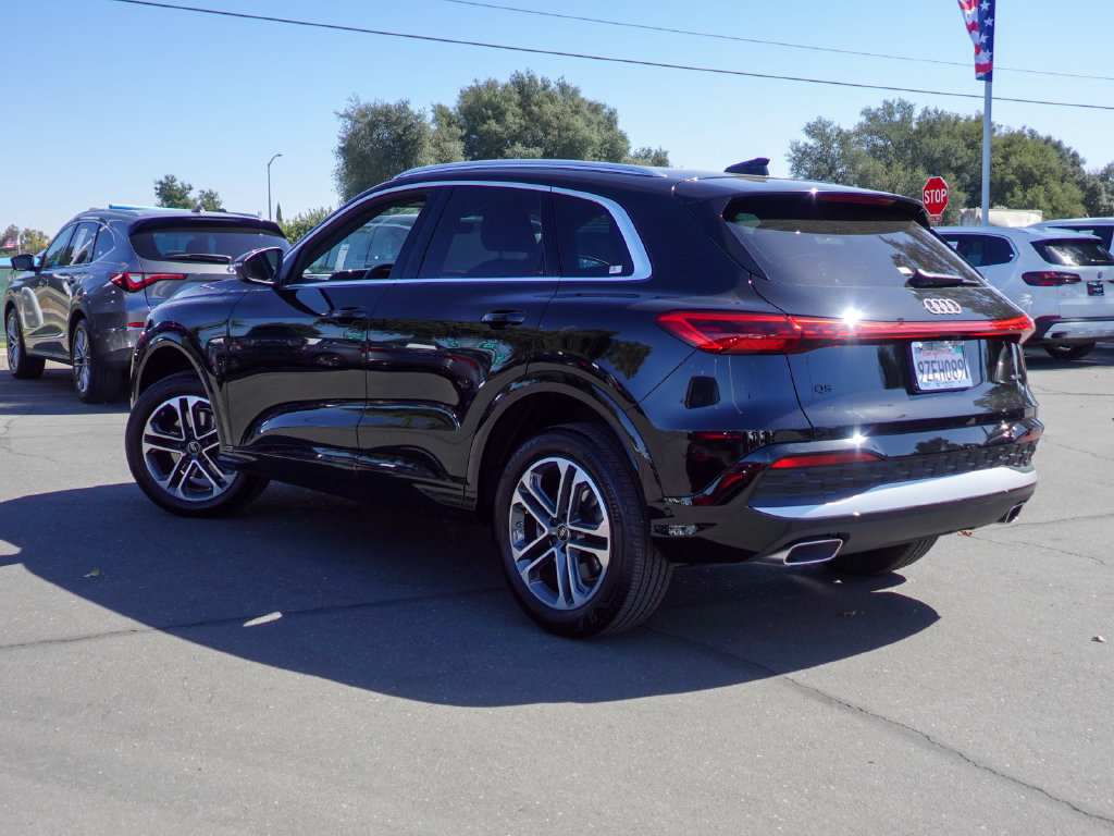 Used 2026 Audi Q5 Premium Plus w/ Premium Plus AWD/4WD image 9