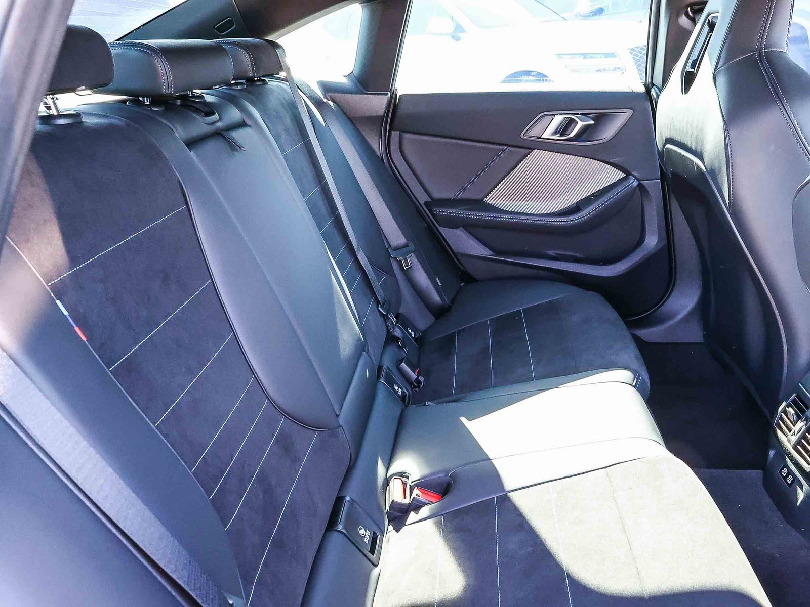 Used 2025 BMW M235i xDrive w/ Premium Package image 20