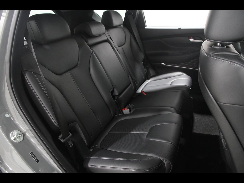 Certified 2023 Hyundai Santa Fe SEL w/ Premium Package AWD/4WD image 18