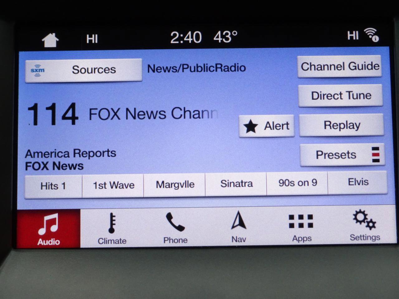 Used 2019 Ford Edge Titanium image 21