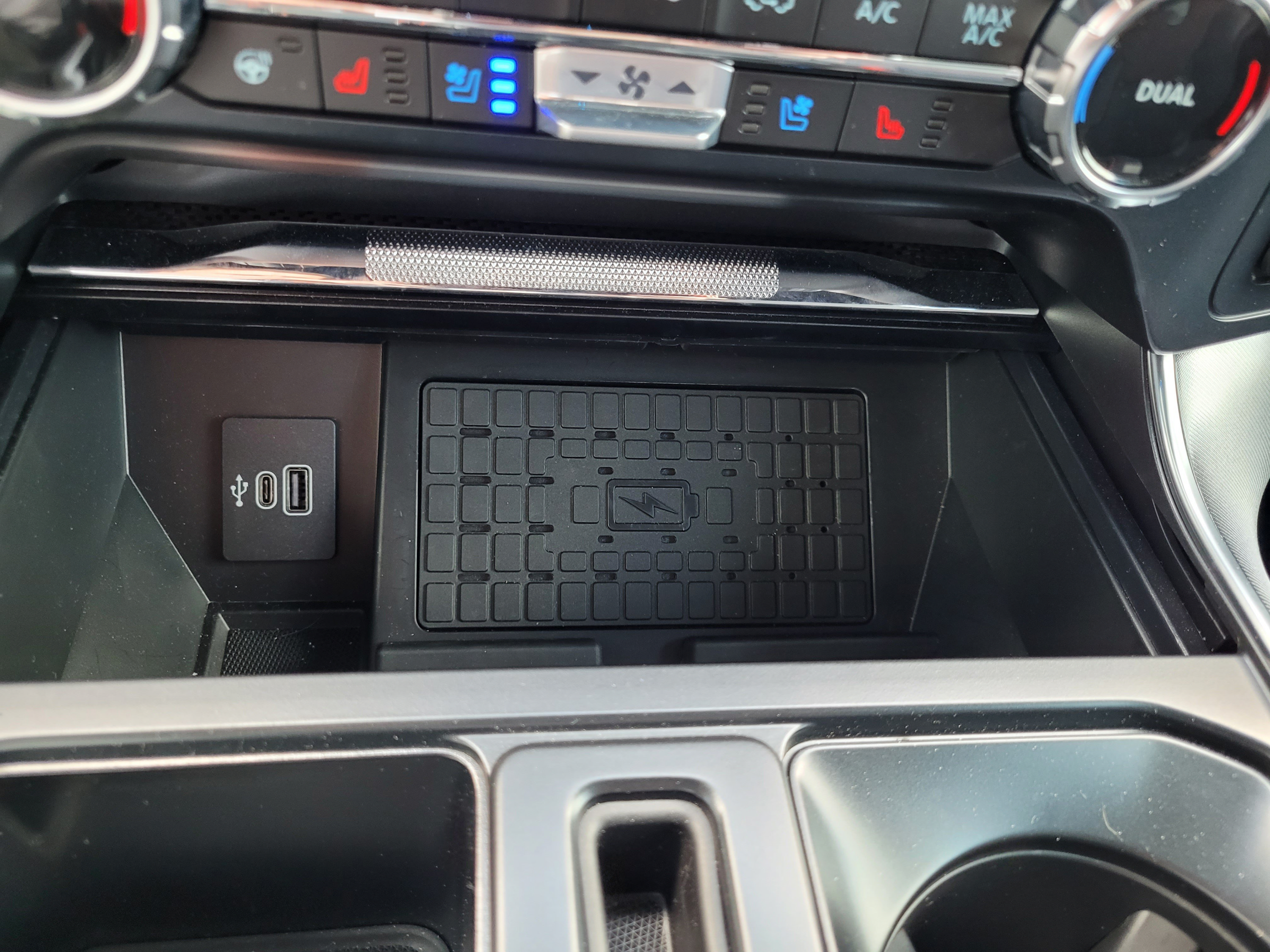 Used 2025 Ford F150 Raptor w/ Equipment Group 803A Raptor R AWD/4WD image 27