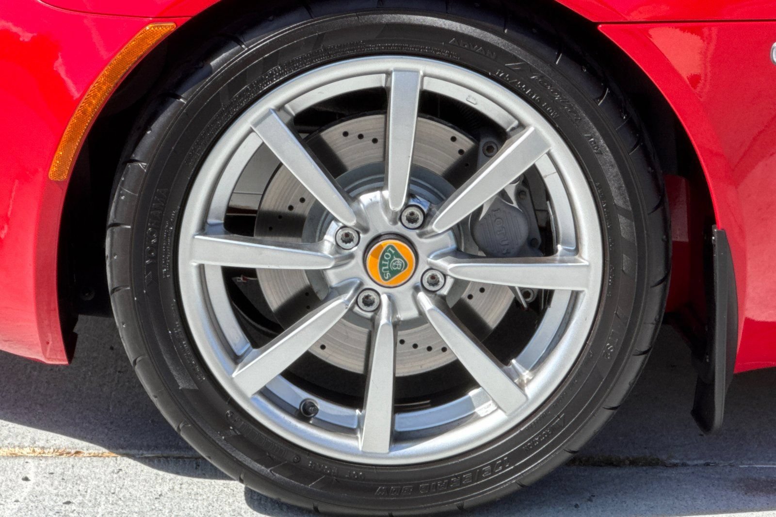 Used 2005 Lotus Elise RWD image 23