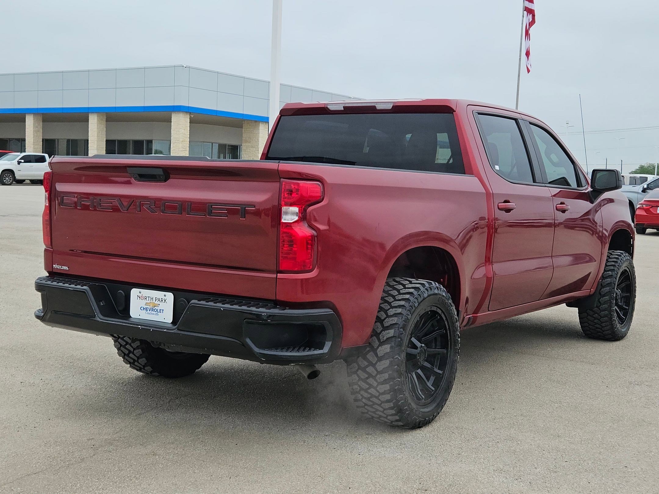 Used 2019 Chevrolet Silverado 1500 LT RWD image 3