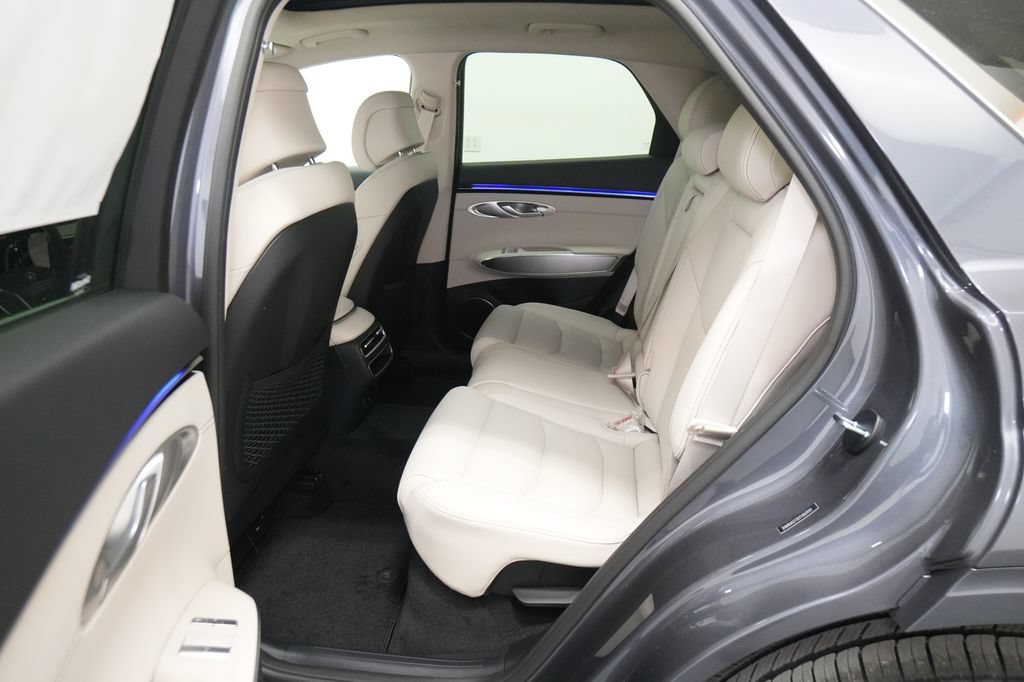 New 2026 Genesis GV70 2.5T Select AWD/4WD image 21