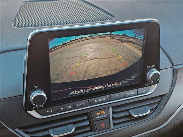 Used 2024 Nissan Altima 2.5 SV image 15