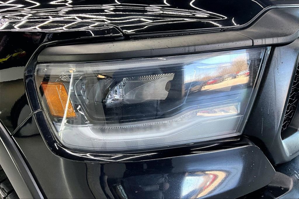 Used 2020 RAM 1500 Rebel AWD/4WD image 33