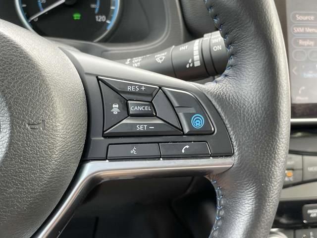 Certified 2022 Nissan Leaf SV Plus image 24