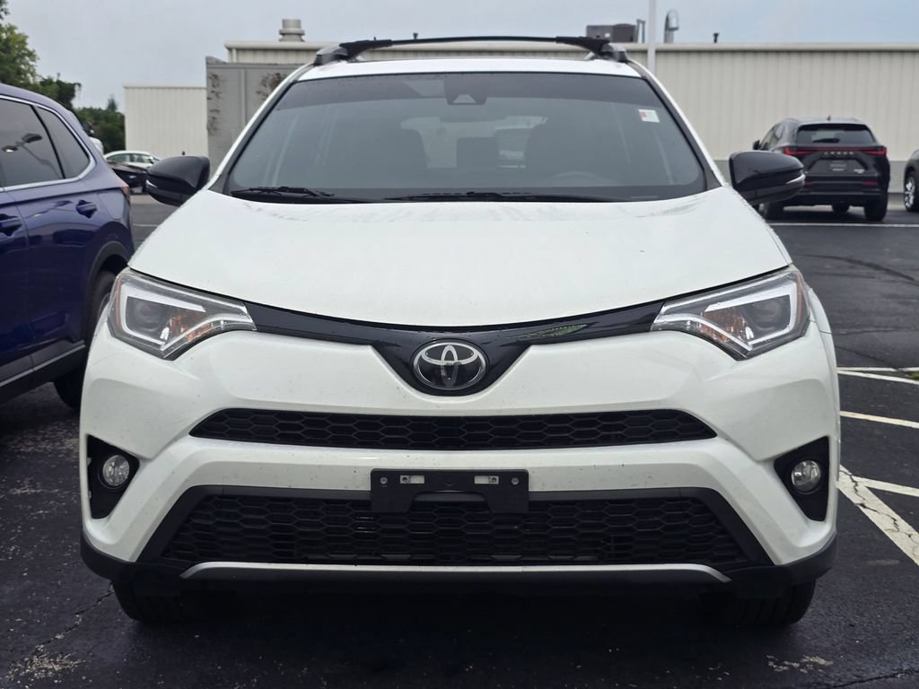 Used 2018 Toyota RAV4 SE w/ Protection Package AWD/4WD image 2