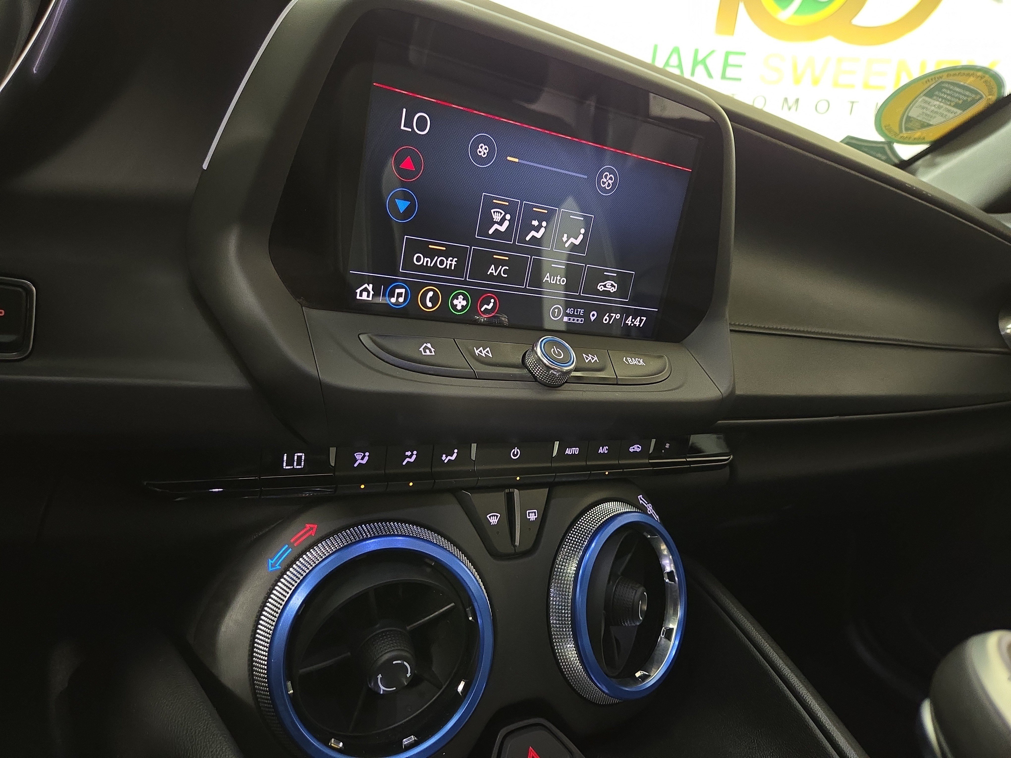 Used 2021 Chevrolet Camaro LT w/ Technology Package RWD image 26
