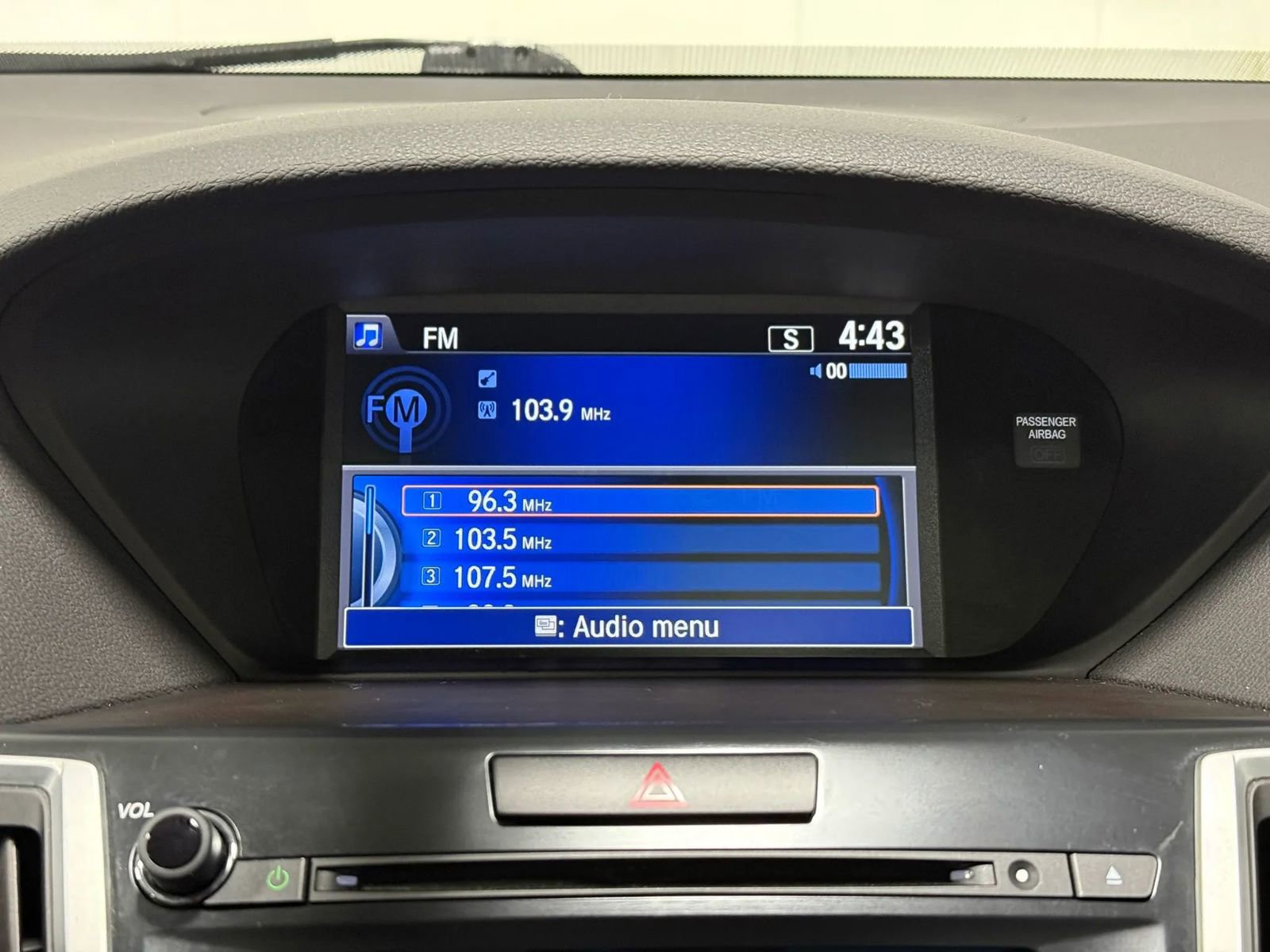 Used 2017 Acura TLX FWD image 36