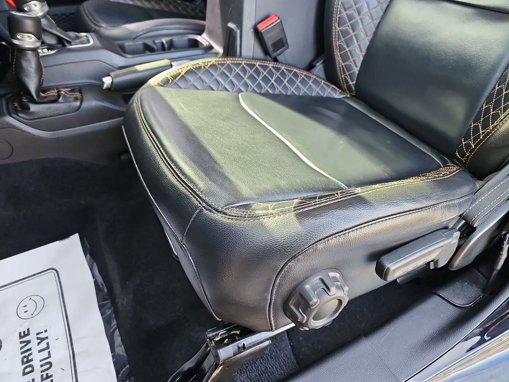 Used 2023 Jeep Wrangler Altitude image 34