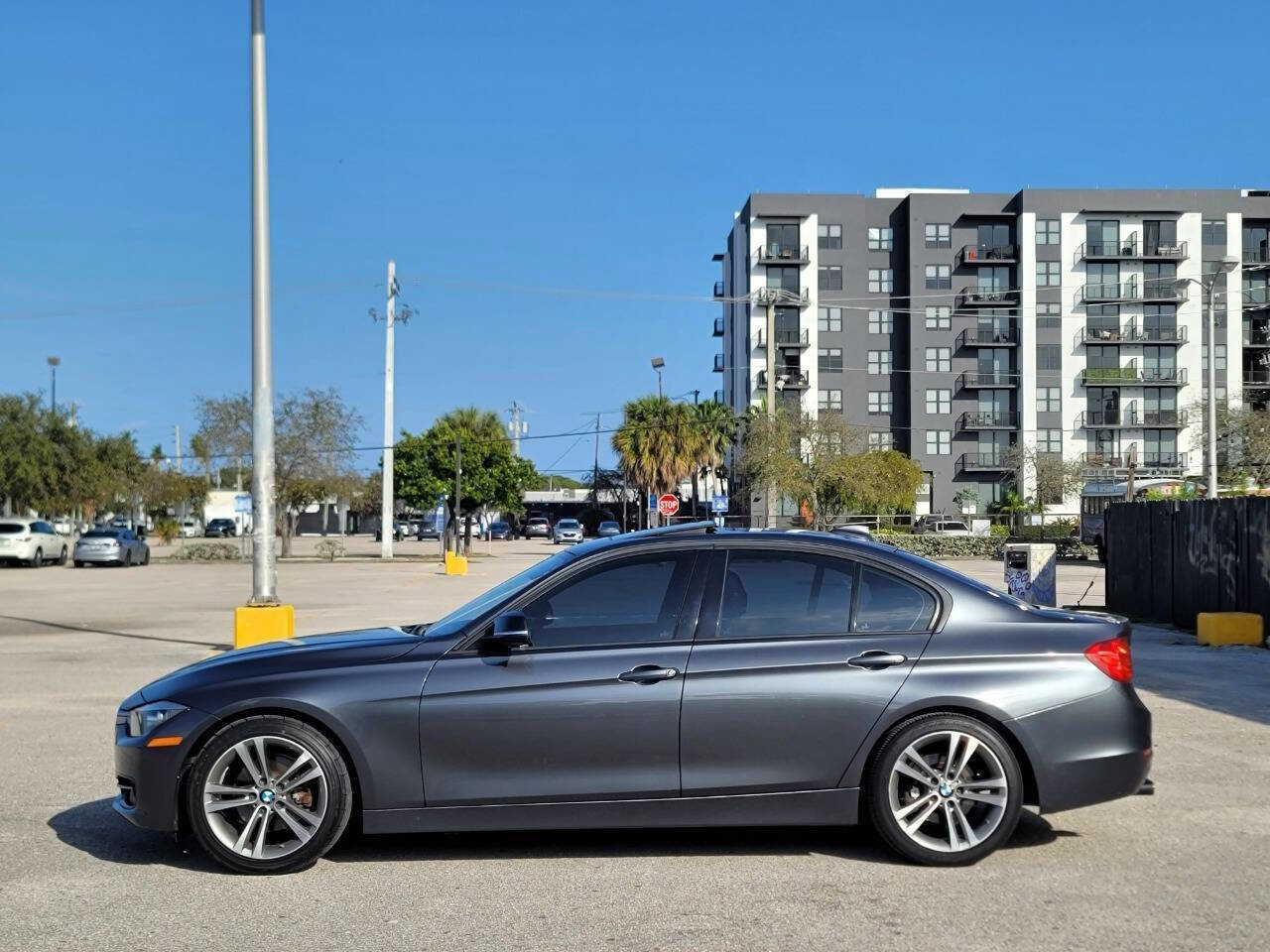 Used 2014 BMW 328i Sedan RWD image 9