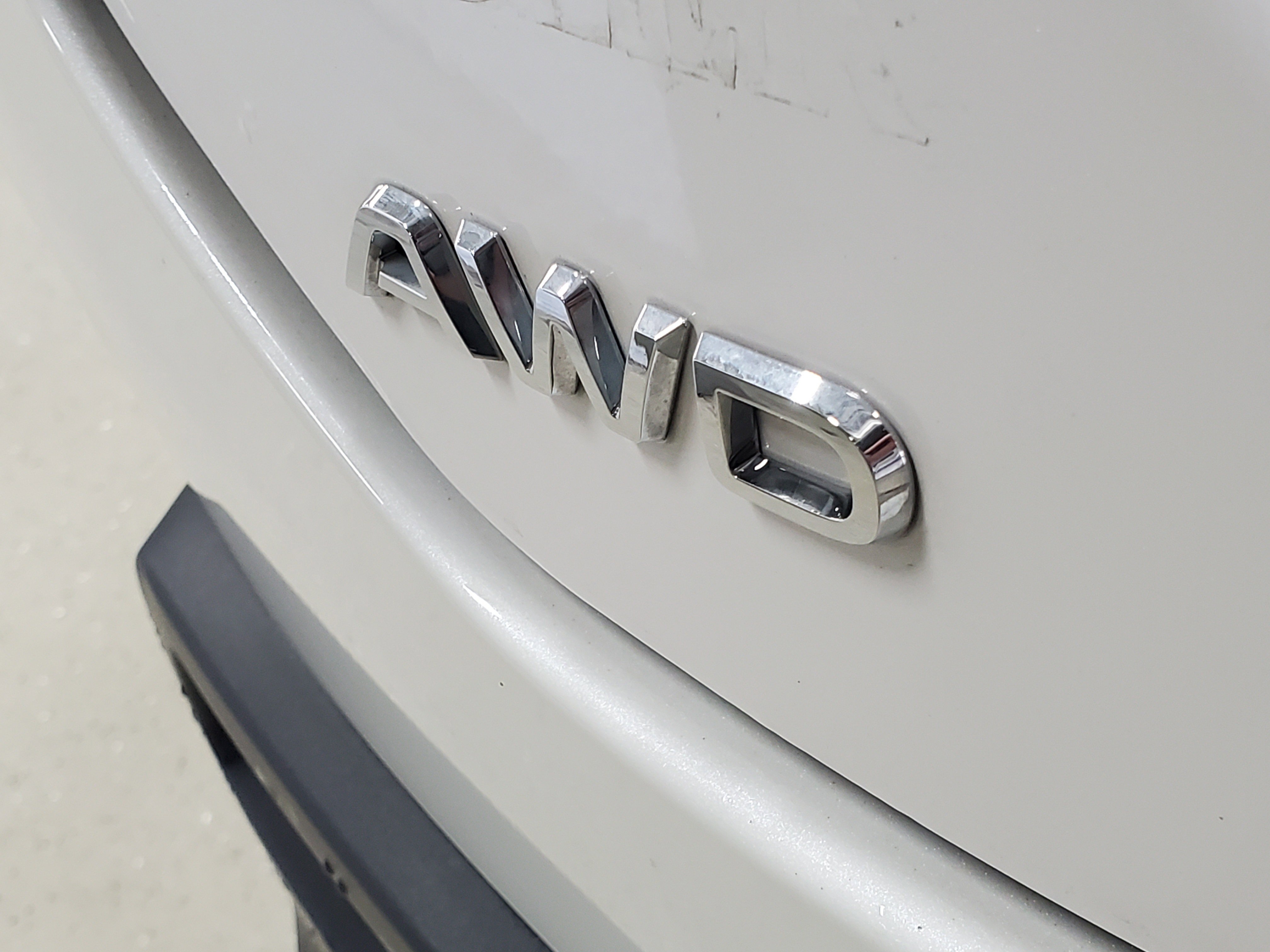Certified 2024 Honda Pilot Touring image 9
