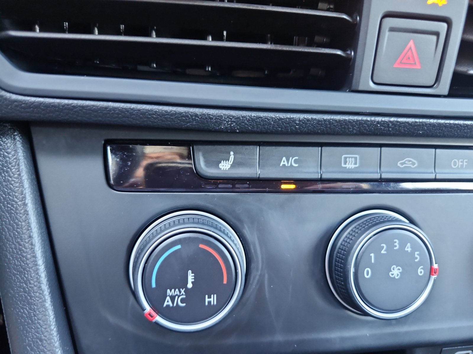 Used 2024 Volkswagen Jetta Sport FWD image 18