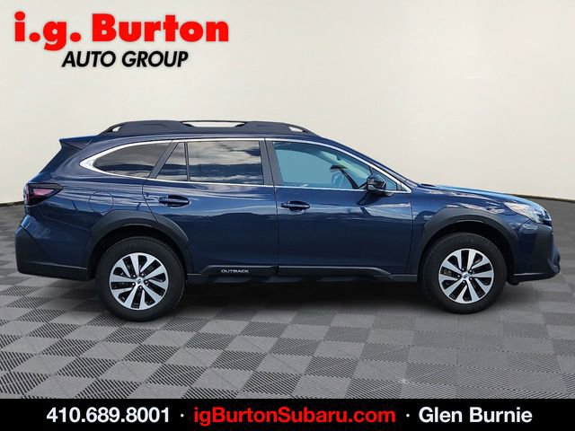 Used 2025 Subaru Outback Premium image 7