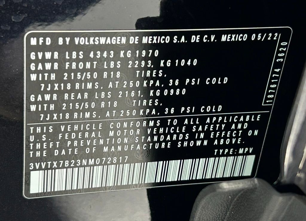 Used 2022 Volkswagen Taos SE w/ Panoramic Sunroof Package FWD image 32