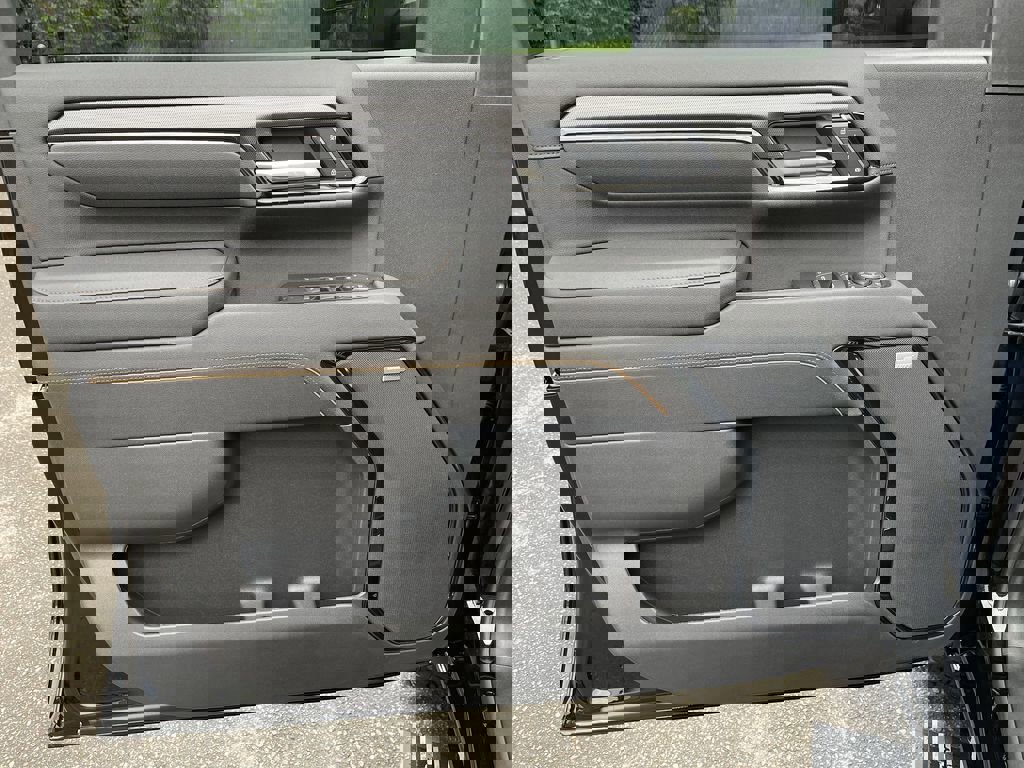 New 2026 GMC Sierra 2500 AT4 w/ AT4 Premium Plus Package image 23