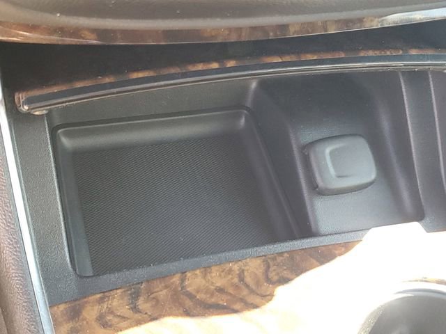 Used 2015 Chevrolet Impala LTZ FWD image 17