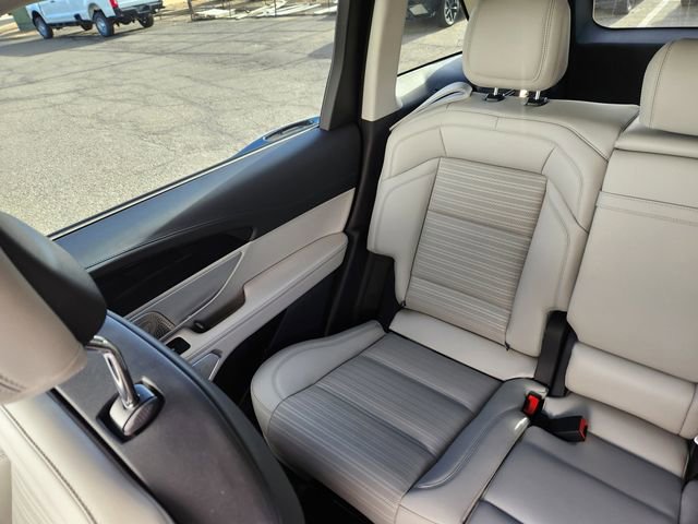 New 2026 Lincoln Nautilus Reserve image 13