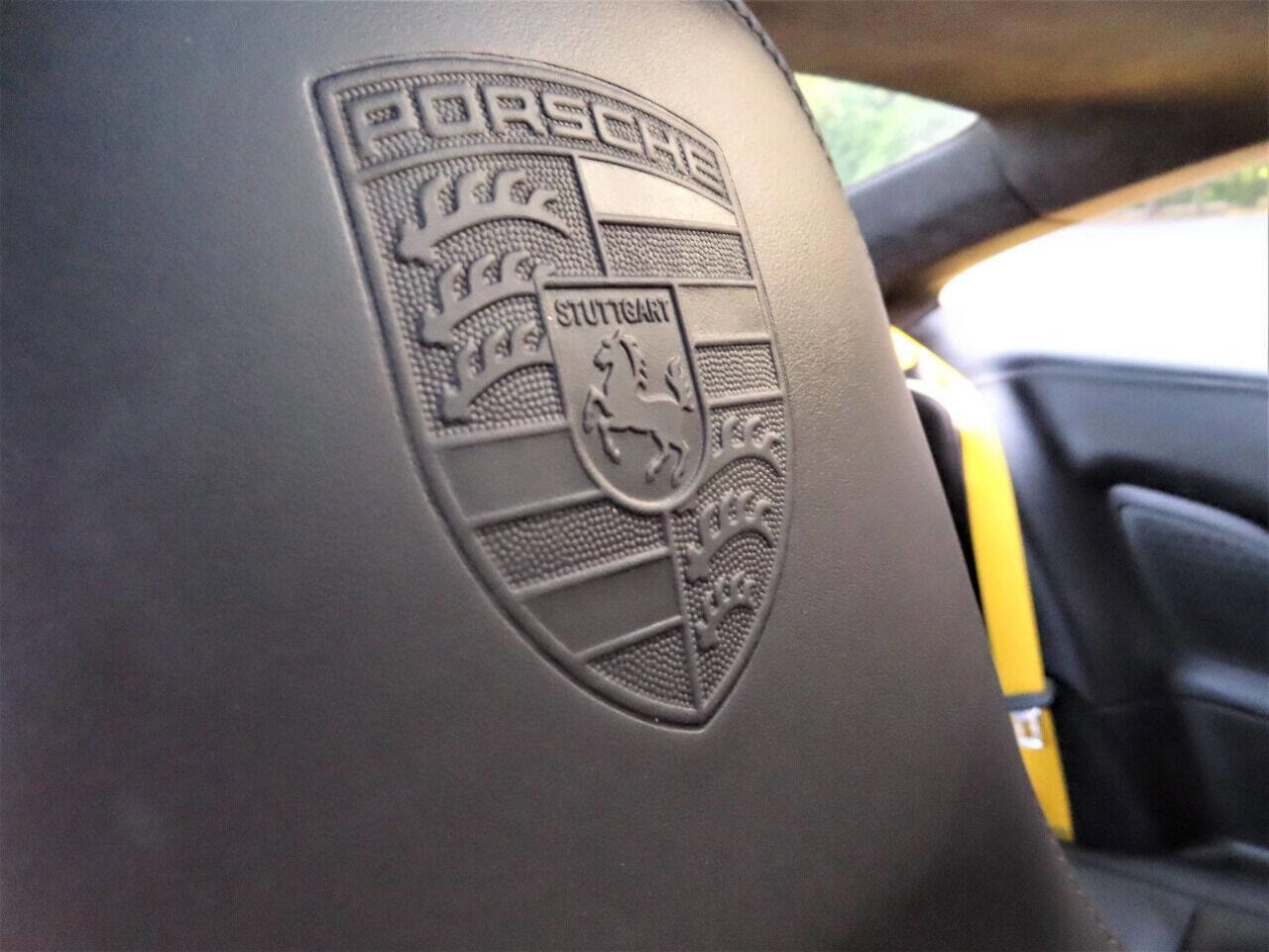 Used 2015 Porsche 911 Turbo S image 27