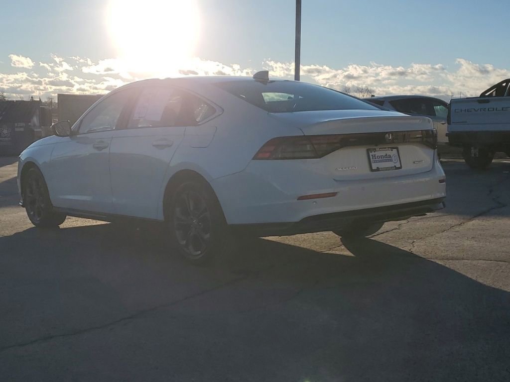 Certified 2024 Honda Accord EX-L image 5