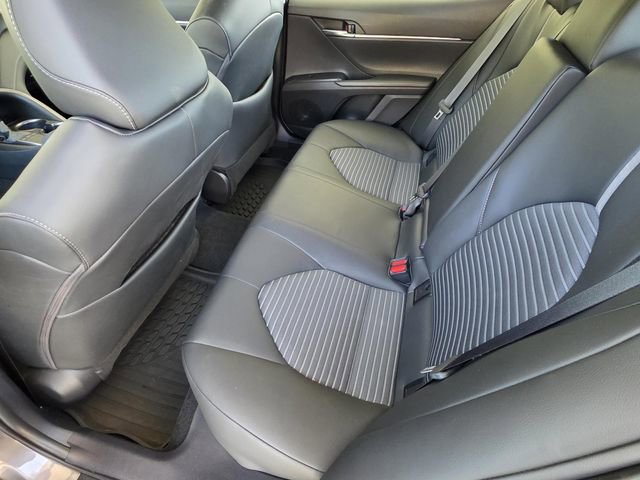 Used 2024 Toyota Camry SE image 10
