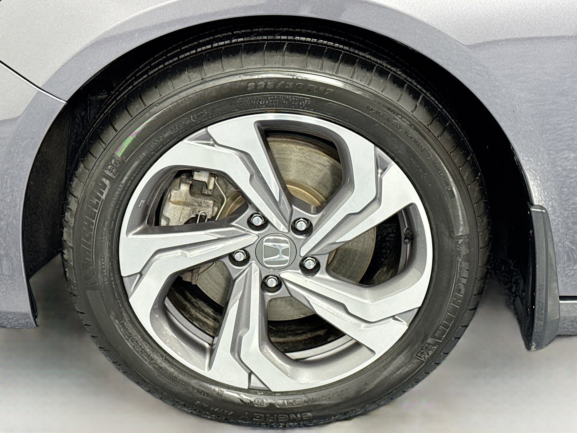 Certified 2018 Honda Accord EX-L image 30