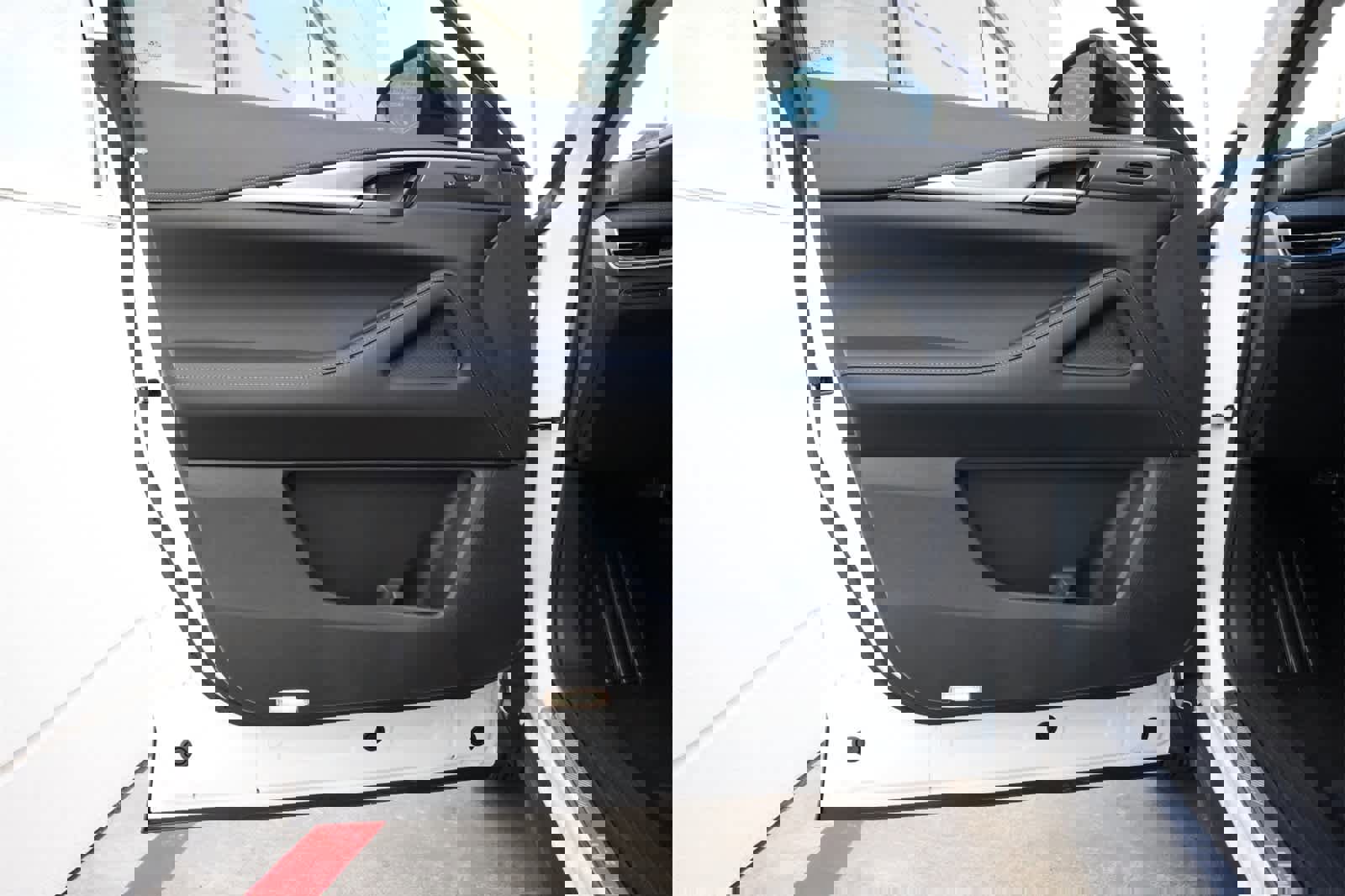 New 2026 INFINITI QX60 Pure image 17