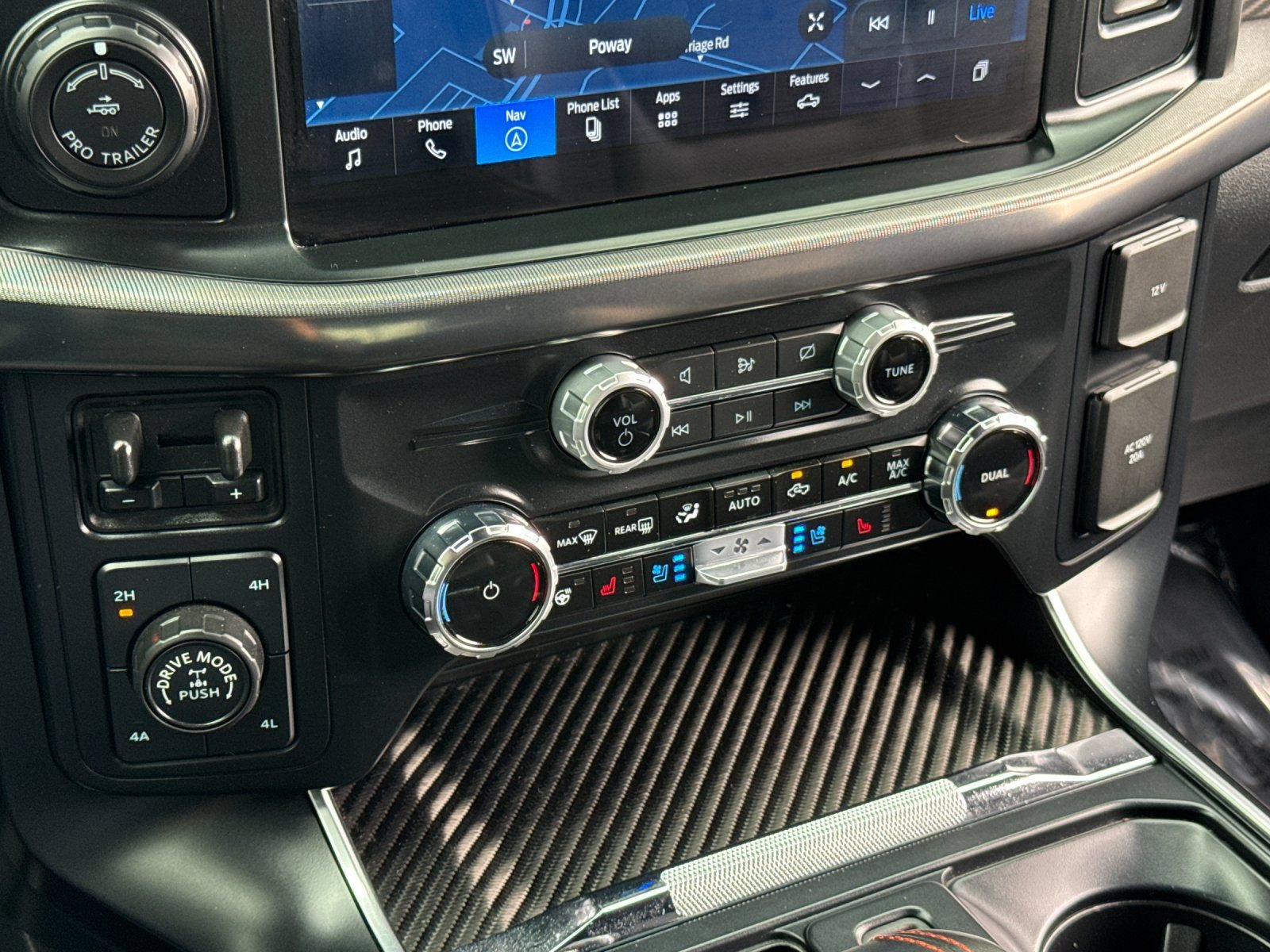 Used 2024 Ford F150 Raptor image 25