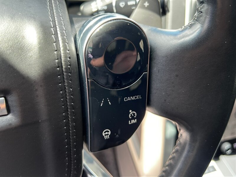 Used 2019 Land Rover Range Rover Supercharged AWD/4WD image 35