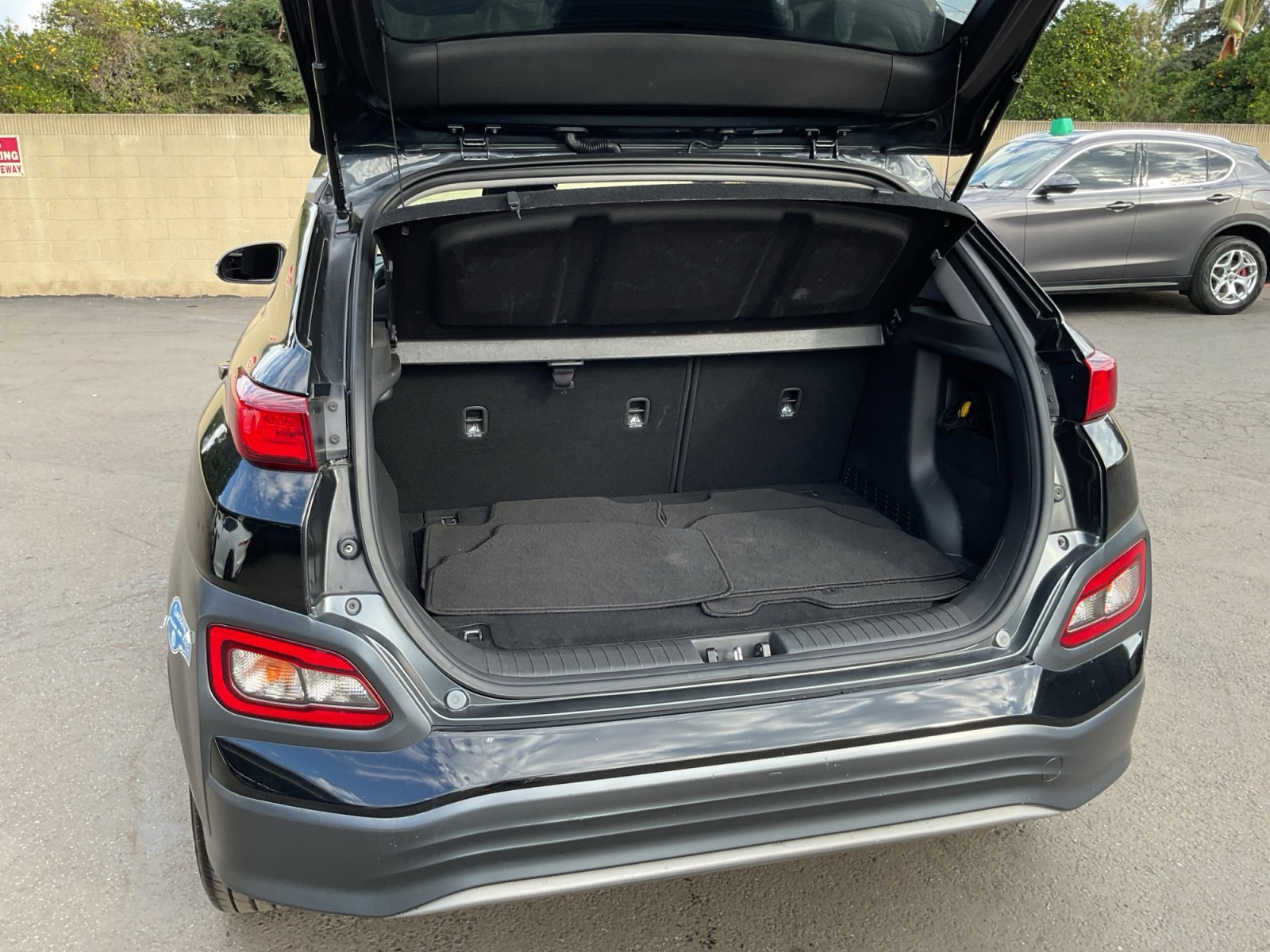 Used 2021 Hyundai Kona SEL image 26