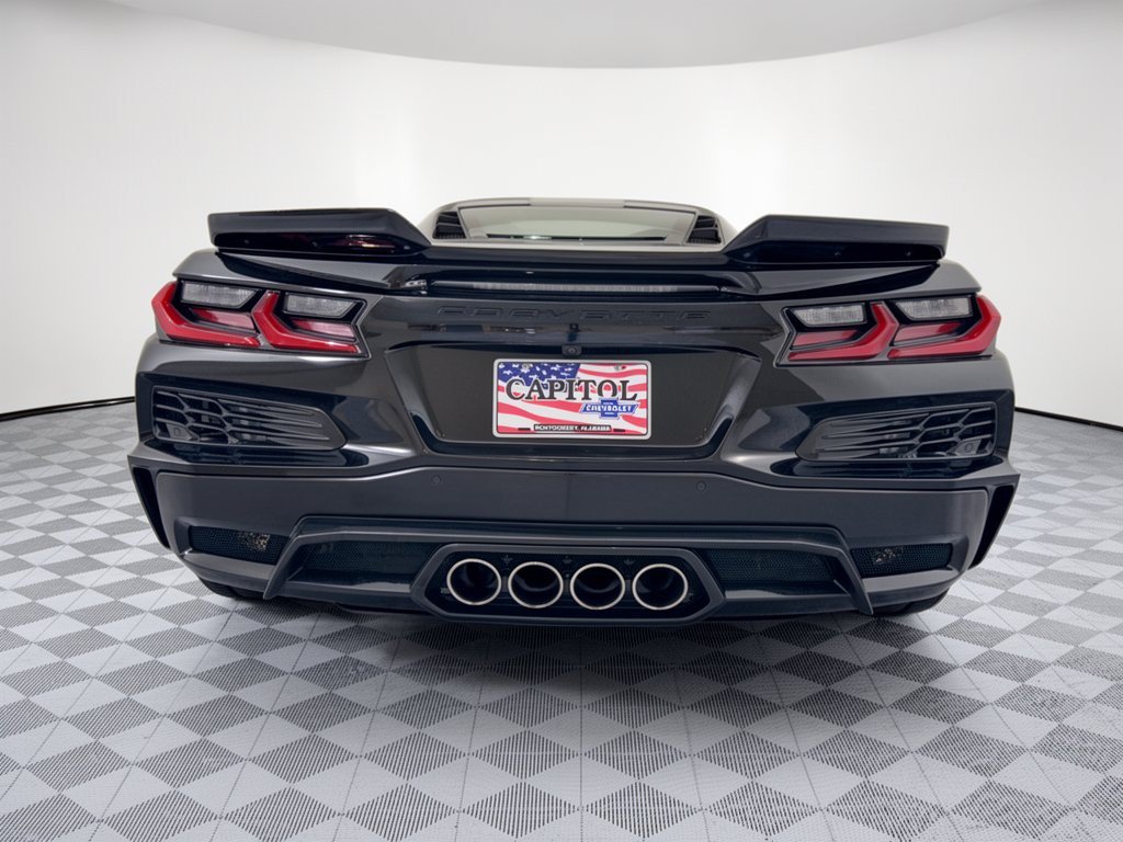 Used 2024 Chevrolet Corvette Z06 RWD image 11