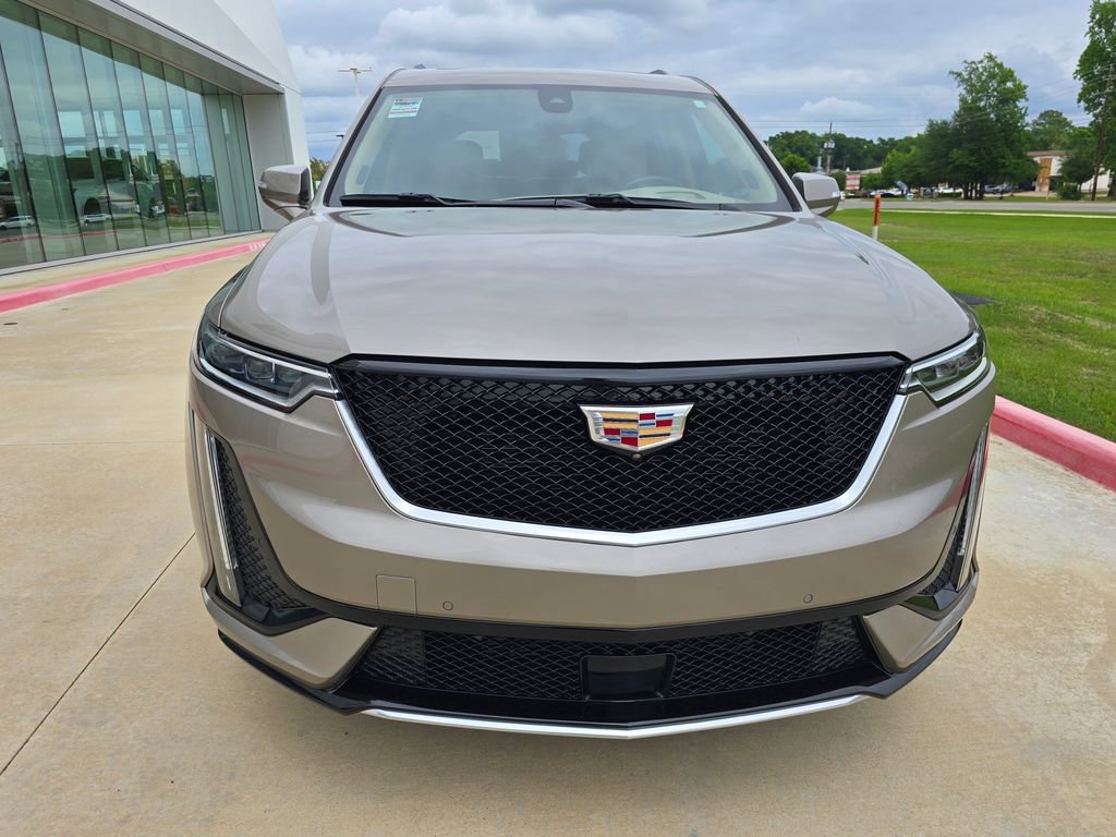 Used 2023 Cadillac XT6 Sport w/ Platinum Package AWD/4WD image 8