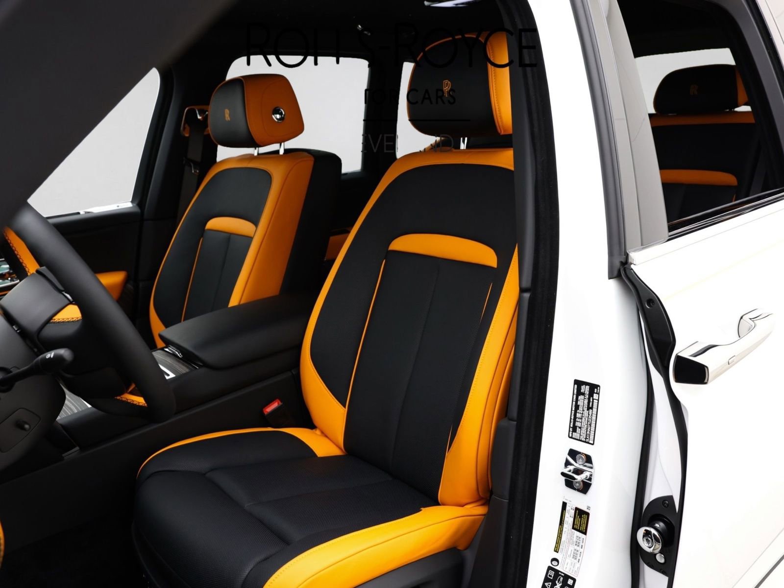 New 2026 Rolls-Royce Cullinan AWD/4WD image 2