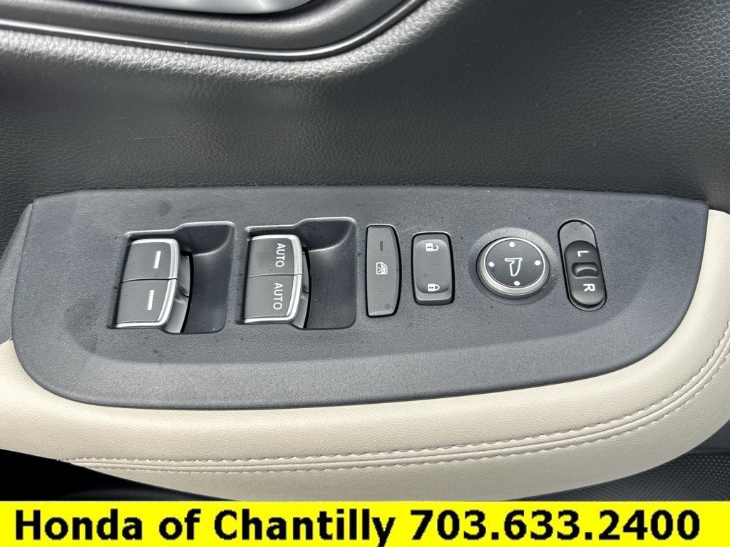 Certified 2024 Honda HR-V EX-L image 24