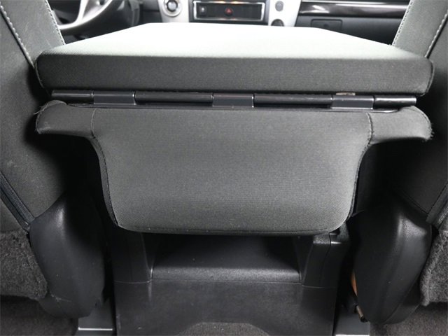 Used 2018 Nissan Titan SV image 16