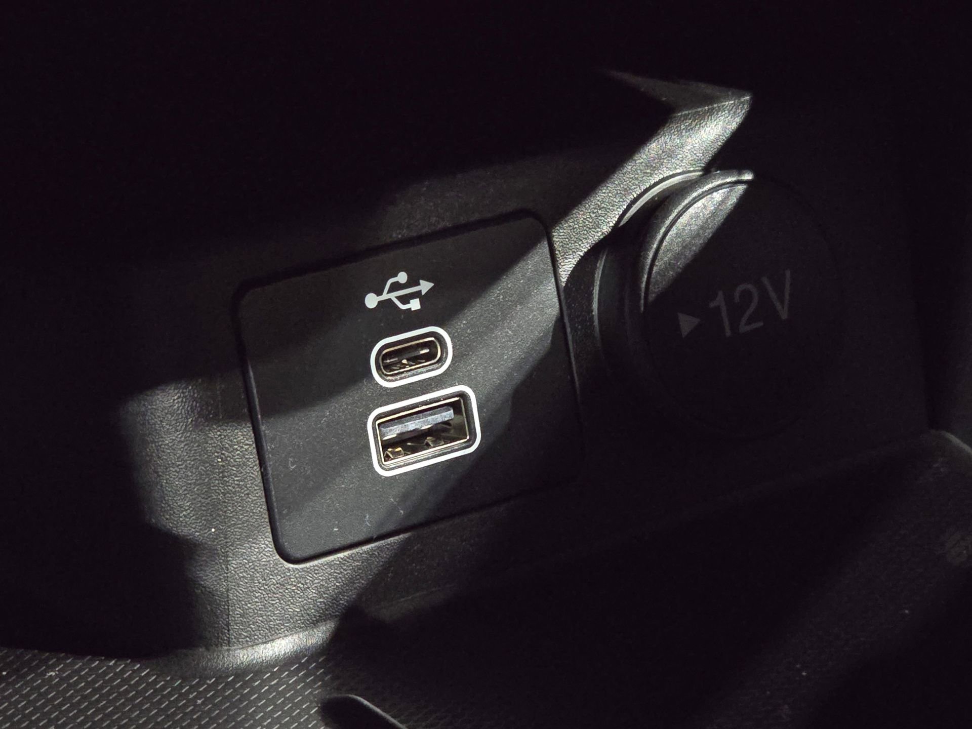 New 2025 Ford Escape ST-Line w/ Tech Pack #1 image 35