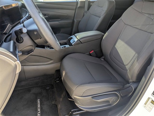 Certified 2025 Hyundai Tucson SE image 14