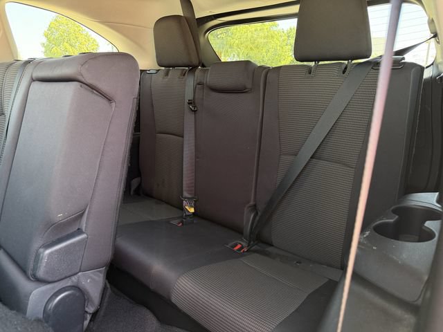 Used 2021 Toyota Highlander LE FWD image 26