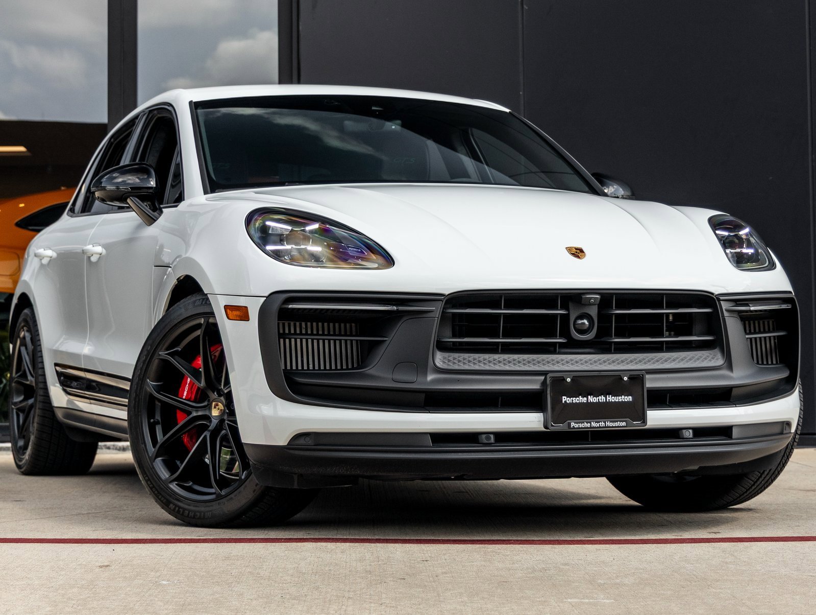 Used 2023 Porsche Macan GTS image 6