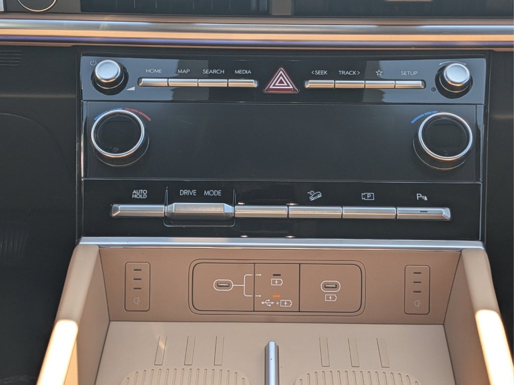New 2027 Hyundai Santa Fe Calligraphy FWD image 16