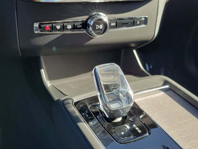 New 2026 Volvo XC90 B6 Ultra w/ Protection Package image 28